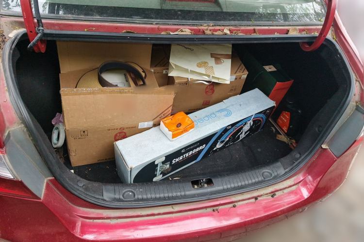 Used Hyundai Celesta 2011 1.6L Automatic Comfort Edition Trunk