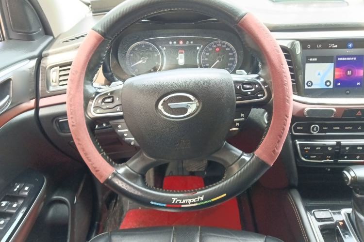 Used GAC Trumpchi GS8 2017 320T Two-Wheel Drive Luxury Smart Connectivity Version (7 Seats)
