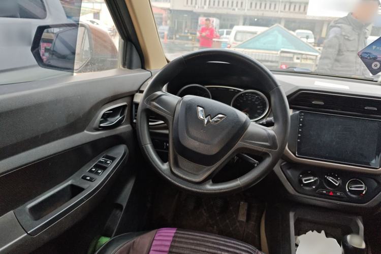 Used Wuling Hongguang 2018 1.5L S Standard Version L2B