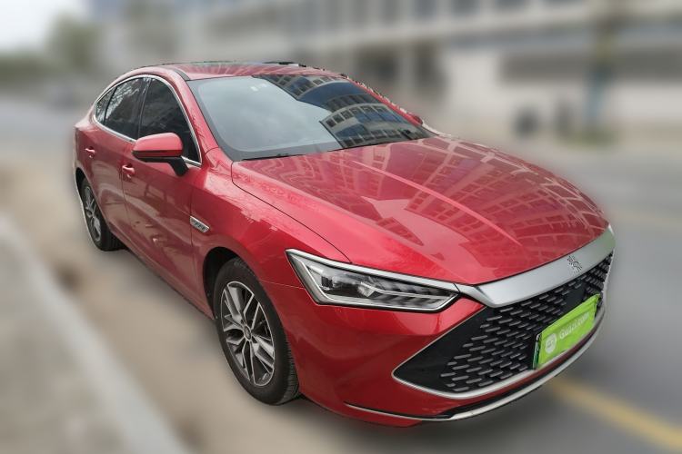 Used BYD Qin PLUS 2021 DM-i 120KM Flagship Model Front Right 45 Deg