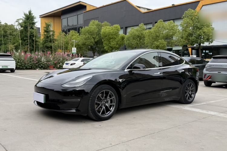 Used Tesla Model 3 2019 Long-Range Rear-Wheel-Drive Version
