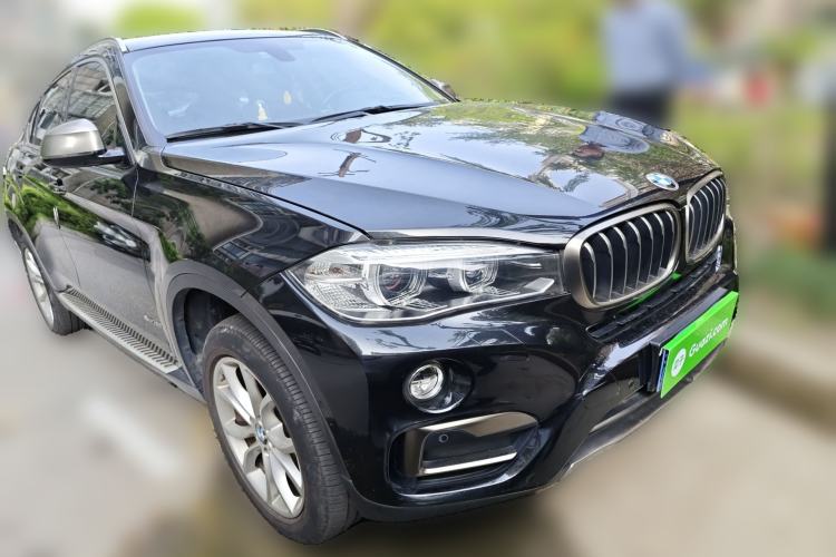 Used BMW X6 2017 xDrive28i Front Right 45 Deg