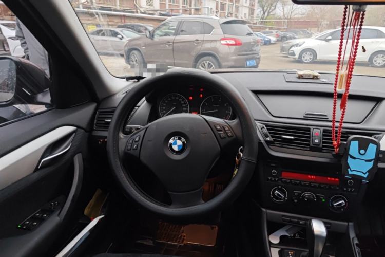 Used BMW X1 2013 sDrive18i Fashion Model Steering Wheel