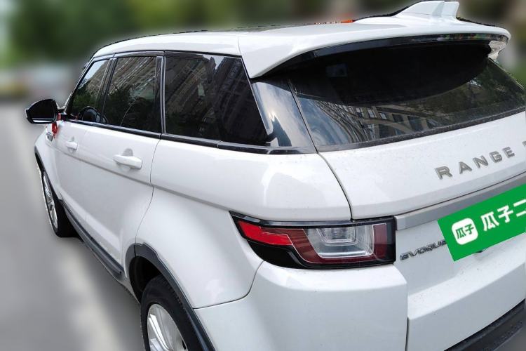 Used Land Rover Range Rover Evoque 2017 2.0T SE Smart Glow Edition
