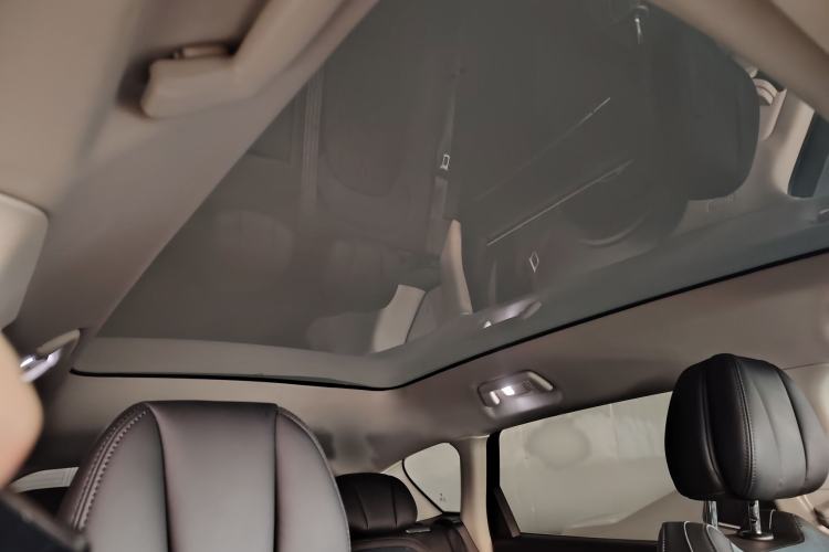 Used VOYAH FREE 2021 Four-Wheel Drive Standard Range-Extended Exclusive Luxury Package
