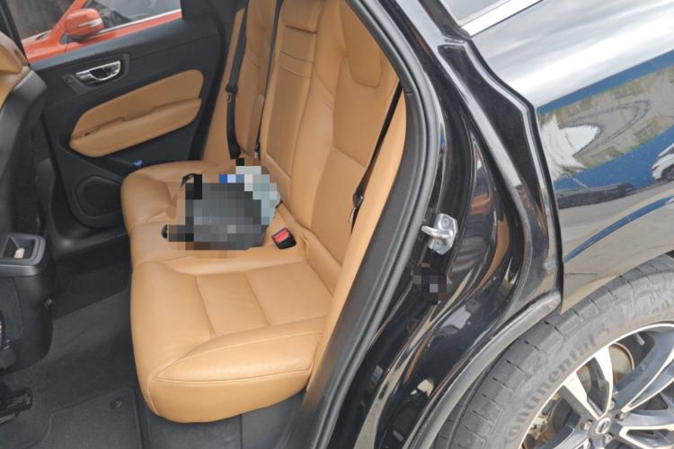 Used Volvo XC60 2019 T5 4x4 Smart Edition China V Standard Left Rear Seat