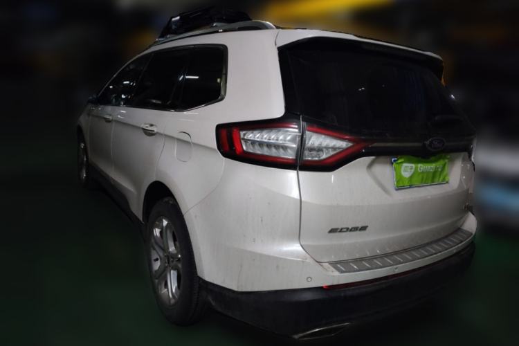 Used Ford Edge 2016 EcoBoost 245 Four-Wheel Drive Titanium Edition 7-Seater
