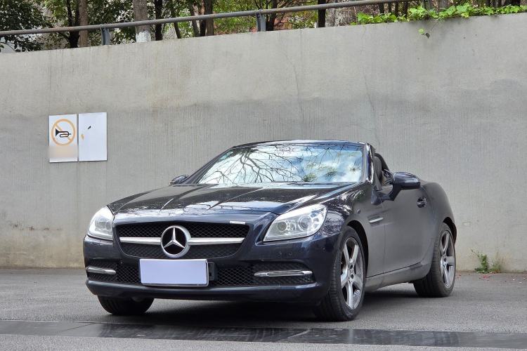 Used Mercedes-Benz SLK-Class 2011 SLK 200 Fashion Model