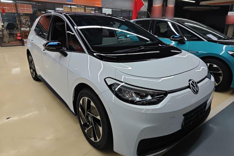 Used Volkswagen ID.3 2025 Smart Model Outstanding Oxygen Edition