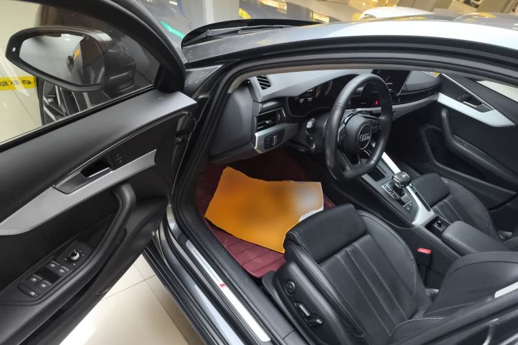 Used Audi A4L 2020 40 TFSI Luxury Dynamic Model