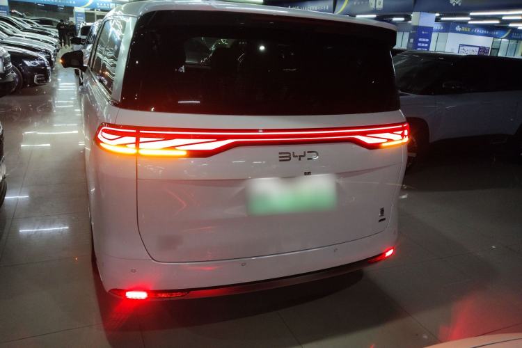 Used BYD Xia 2025 DM-i 1.5T 180km Excellence Model