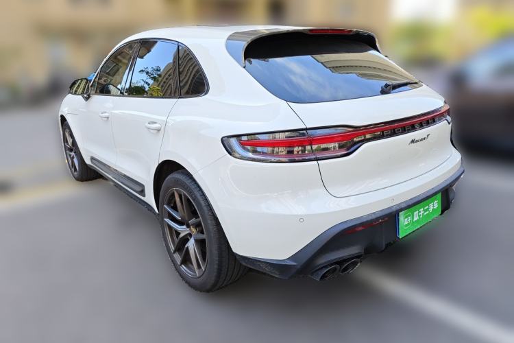 Used Porsche Macan 2023 Macan T 2.0T Rear Left 45 Deg