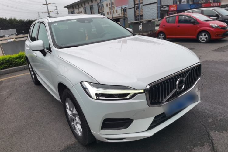 Used Volvo XC60 2019 T4 Zhiyi Edition China V Standard
