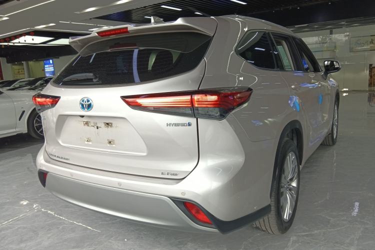 Used Toyota Highlander 2023 2.5L Smart Electric Hybrid Dual-Motor All-Wheel-Drive Luxury 7-Seater Rear Right 45 Deg