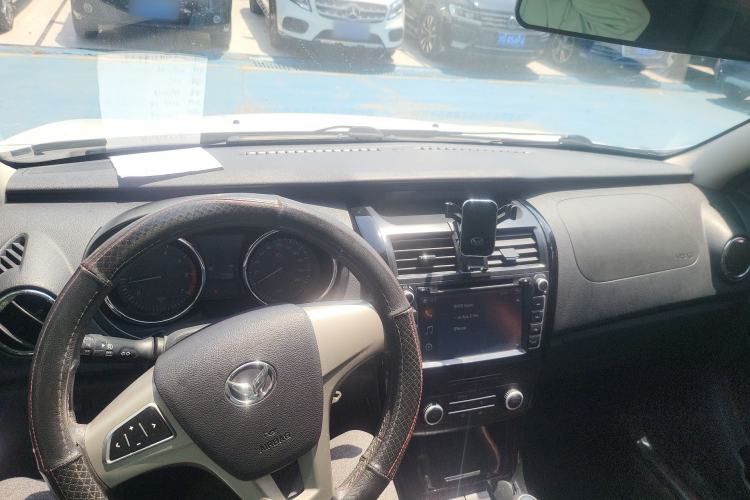 Used HYOSOW S3 2014 1.5L Luxury Version China IV Emission Standard