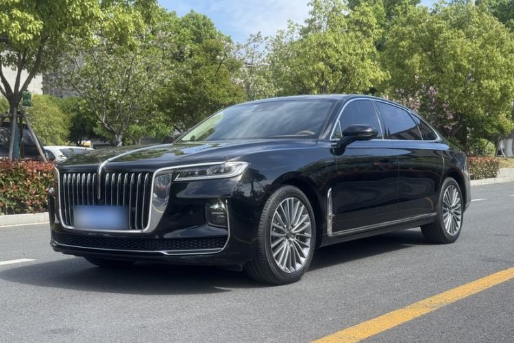 Used Hongqi H9 2022 2.0T Smart Connect Flagship Edition Front Left 45 Deg