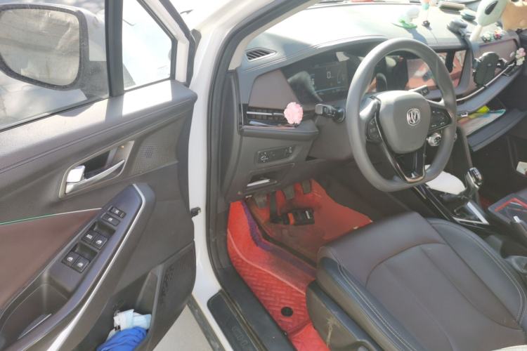 Used Changan CS15 2019 1.5L Manual Entry-Level Version China VI Standard