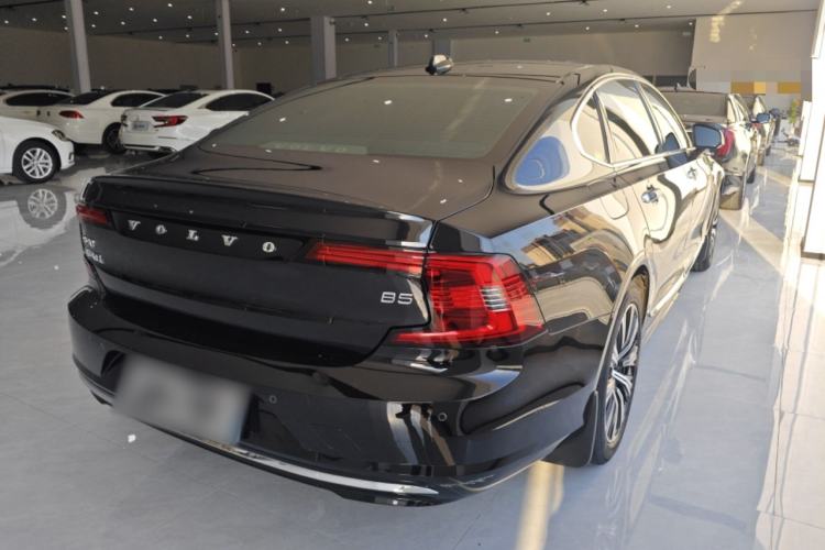 Used Volvo S90 2021 B5 Zhiyuan Luxury Edition
