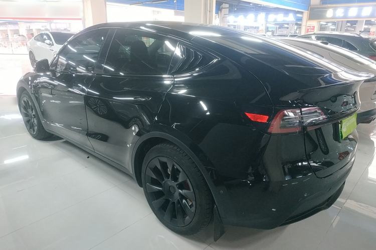 Used Tesla Model Y 2021 Long-Range All-Wheel-Drive Version