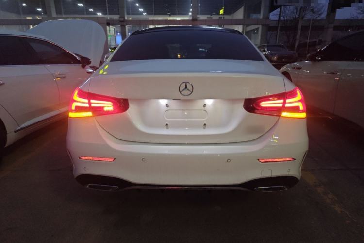 Used Mercedes-Benz A-Class 2021 A 200 L Sport Sedan Fashion Model
