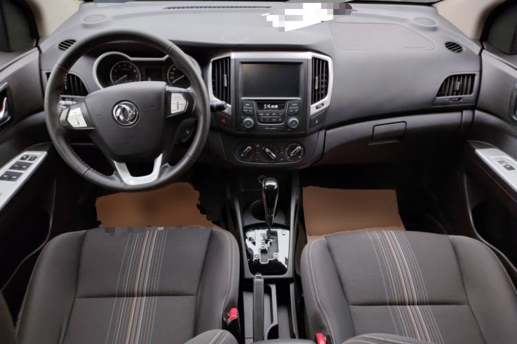 Used Dongfeng Aeolus AX3 2016 1.5L Automatic Zunku Model Center Console