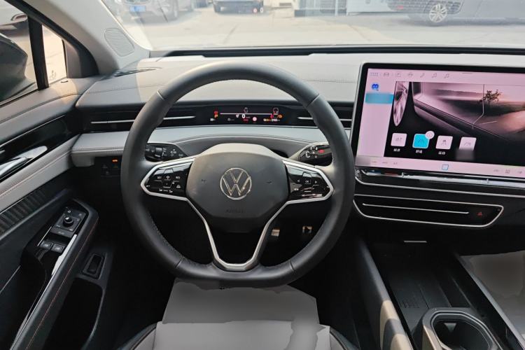 Used Volkswagen ID.7 VIZZION 2024 AIR model Steering Wheel