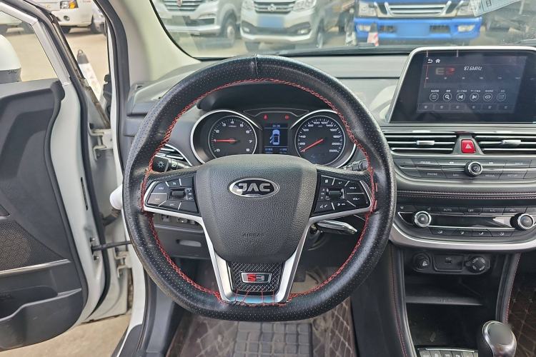 Used JAC Refine S3 2018 Smart Drive Edition 1.5L Manual Luxury Smart Model
