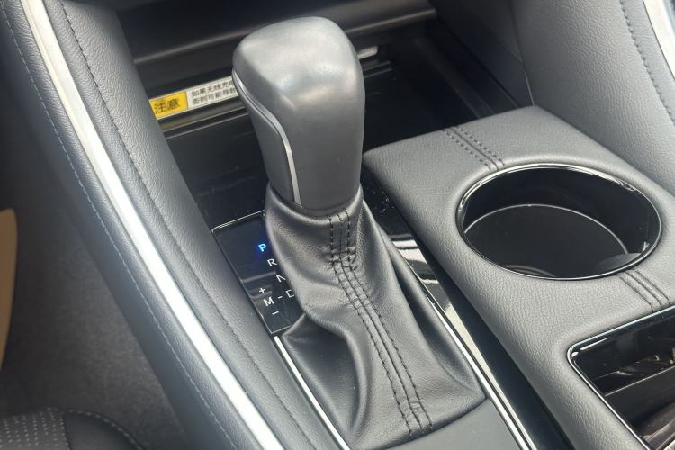 Used Toyota Avalon 2023 2.0L Luxury Edition
