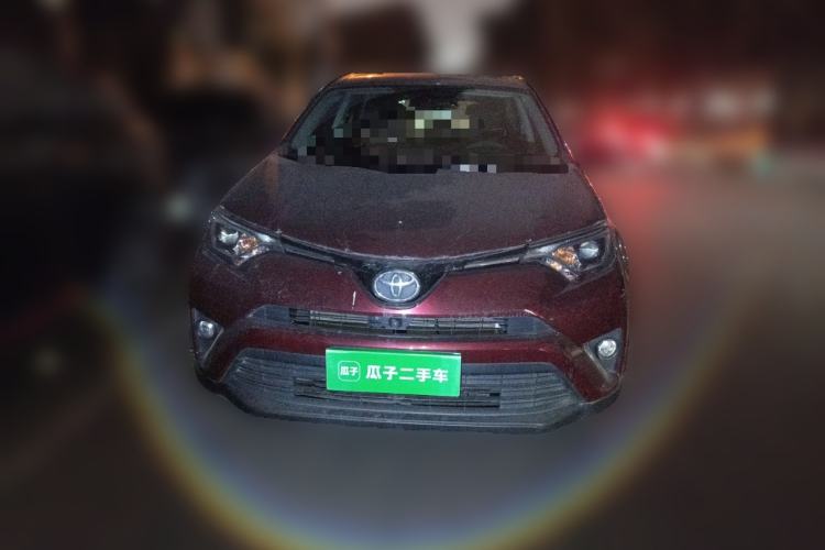 Used Toyota RAV4 2019 2.0L CVT Two-Wheel Drive Luxury Version China VI Standard
