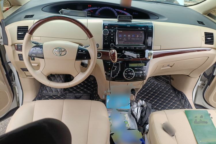 Used Toyota Previa 2012 2.4L 7-Seater Luxury Edition Center Console