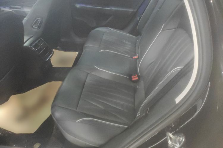 Used Volkswagen Passat 2023 330TSI Starry Luxury Edition
