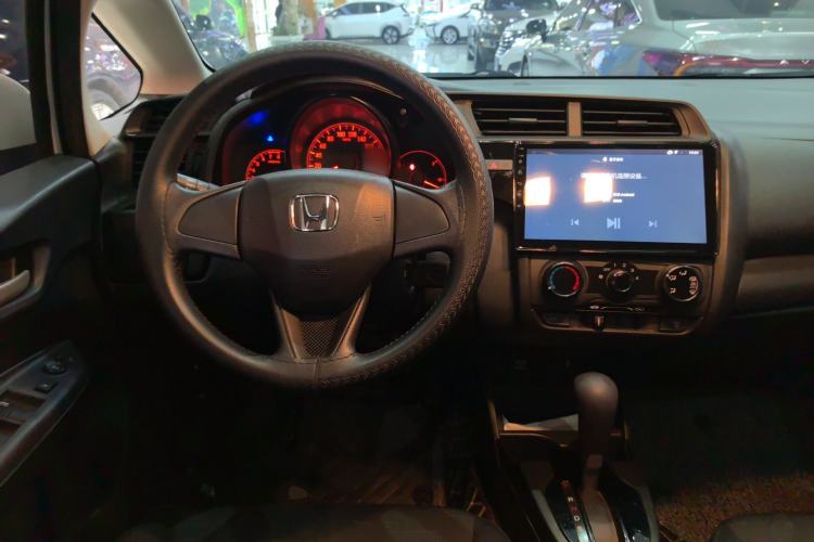 Used Honda Fit 2018 1.5L CVT Comfort Sunroof Version Steering Wheel