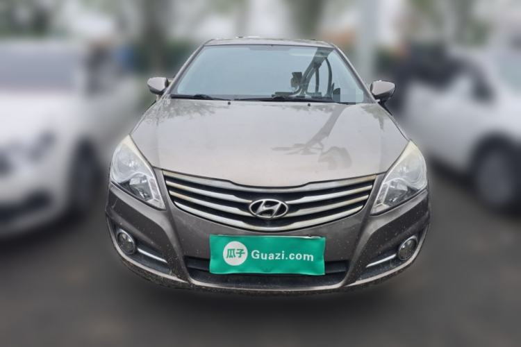 Used Hyundai Celesta 2011 1.6L Manual Comfort Edition Front