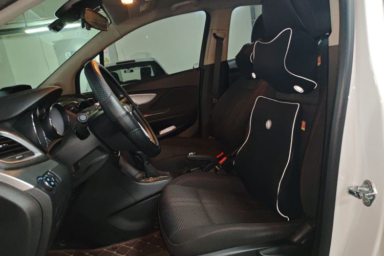 Used Buick Encore 2015 1.4T Automatic Two-Wheel Drive Urban Elite Version Left Front Seat