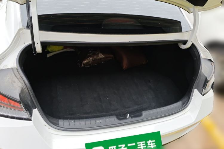 Used Hyundai Elantra 2023 1.5L CVT LUX Prestige Edition