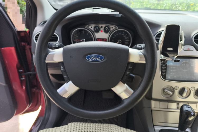 Used Ford Focus 2013 Hatchback Classic 1.8L Automatic Base Model
