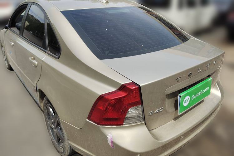 Used Volvo S40 2011 2.0L Automatic ZhiShang Edition
