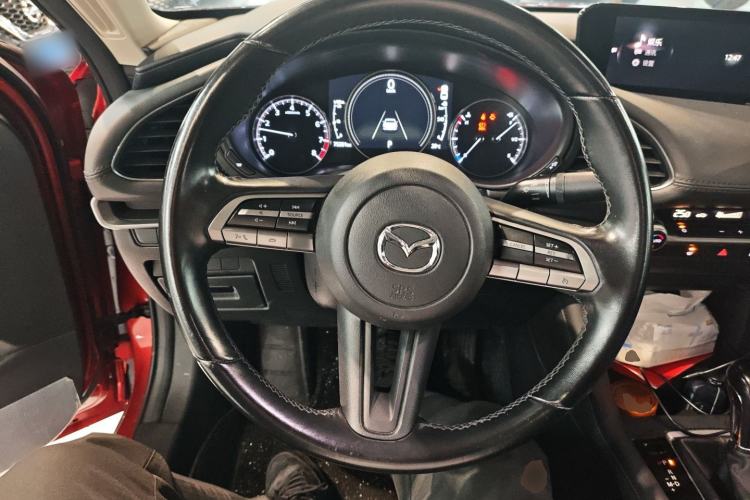 Used Mazda 3 Axela 2020 1.5L Automatic Luxury Version