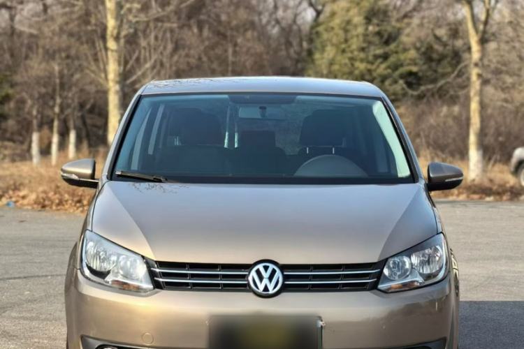 Used Volkswagen Touran 2015 1.4T Manual Fashion Edition 5-Seater Exterior 6