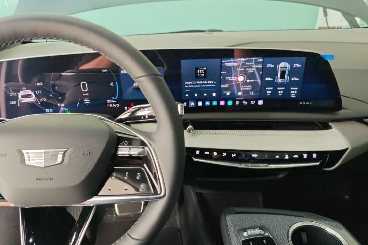 Used Cadillac OPTIQ 2024 Standard Range Version
