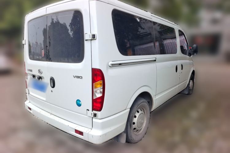 Used SAIC MAXUS Xintu V80 2023 2.0T Manual Classic Aoyuntong Short Wheelbase Ultra-Low Roof 5/6-Seater