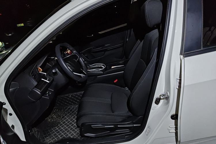 Used Honda Civic 2019 220TURBO CVT Dynamic Edition China VI Emission Standard Left Front Seat