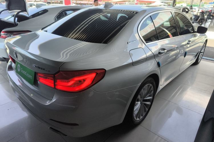 Used BMW 5 Series New Energy 2019 Updated Version 530Le Luxury Package Rear Right 45 Deg