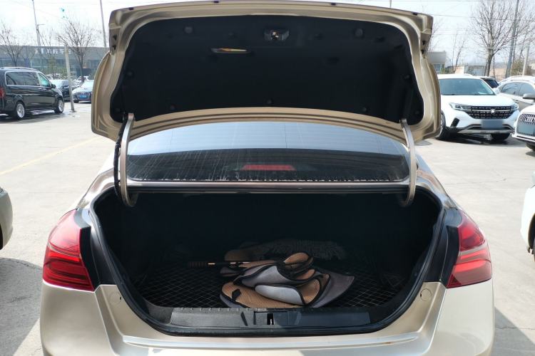 Used Geely Auto Emgrand 2018 1.5L Manual Upward Connect Edition
