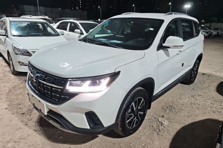 Used FORTHING T5 2022 Shengshi Edition 1.5T Automatic Dream Version Five Seats