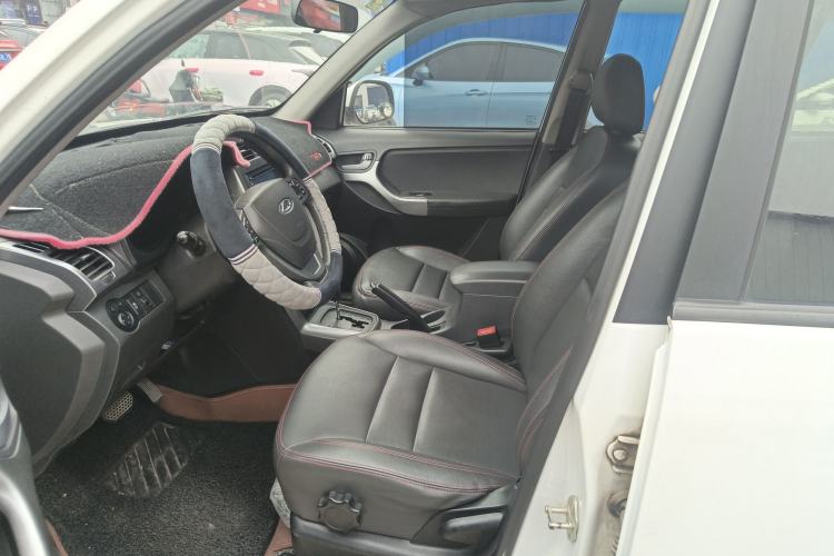 Used Chery Tiggo 3 2015 1.6L CVT ZhiShang Commemorative Edition
