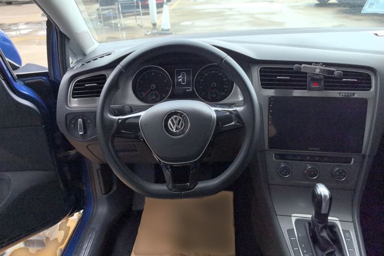 Used Volkswagen Golf 2015 1.4TSI Automatic Comfort Model Steering Wheel