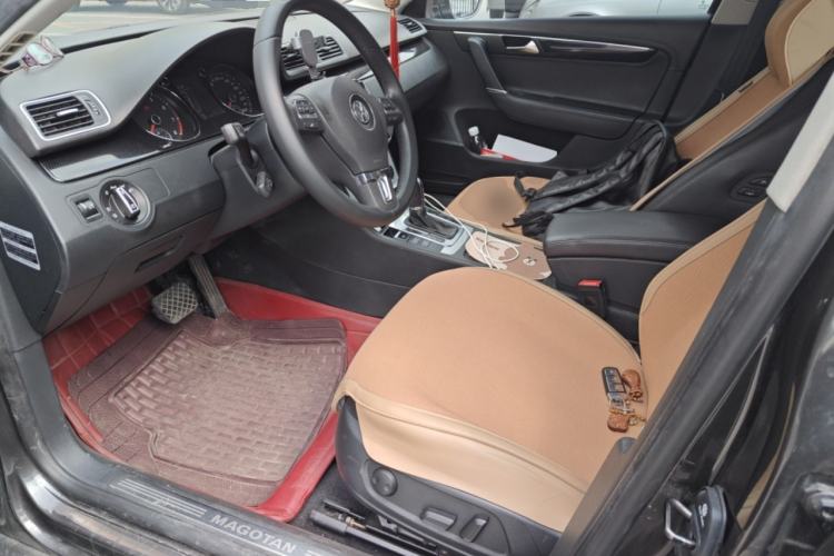 Used Volkswagen Magotan 2012 Revised 1.8TSI Luxury Version Driver Seat