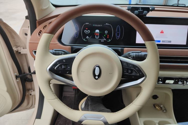 Used ORA Good Cat 2021 400km Standard Range Venus Edition Lithium-Ion Battery Steering Wheel