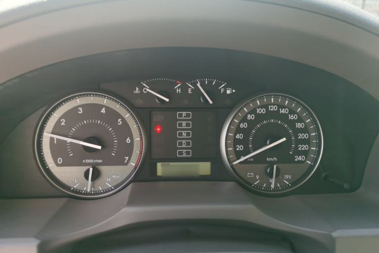 Used Toyota Land Cruiser 2015 4.0L V6 Middle East Low-Trim Version Instrument Cluster